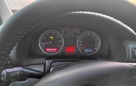 Volkswagen Passat B5+ рестайлинг, 2002 год, 410 000 рублей, 4 фотография