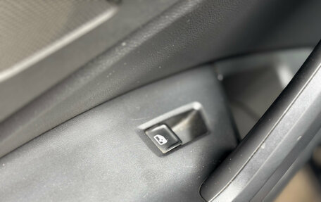 Volkswagen Jetta VII, 2020 год, 2 100 000 рублей, 24 фотография