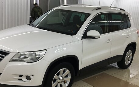 Volkswagen Tiguan I, 2011 год, 1 200 000 рублей, 1 фотография