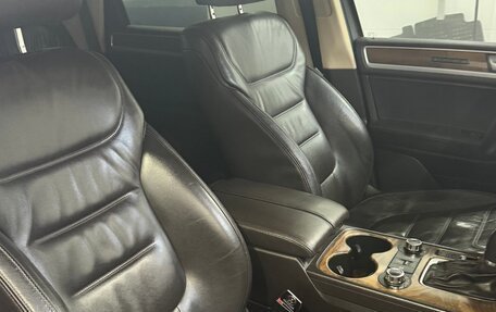 Volkswagen Touareg III, 2012 год, 1 000 000 рублей, 9 фотография