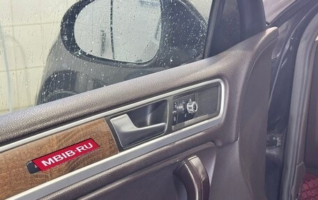 Volkswagen Touareg III, 2012 год, 1 000 000 рублей, 19 фотография