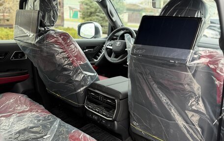 Toyota Land Cruiser, 2025 год, 14 600 000 рублей, 26 фотография