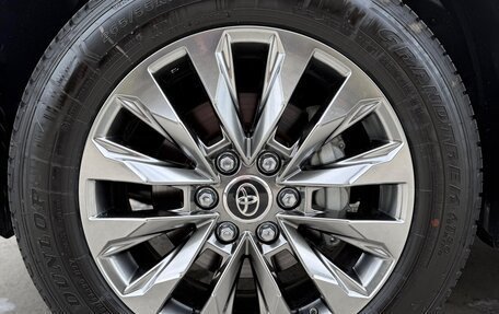 Toyota Land Cruiser, 2025 год, 14 600 000 рублей, 31 фотография