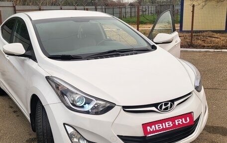 Hyundai Elantra V, 2014 год, 1 100 000 рублей, 2 фотография