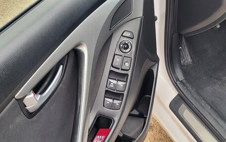 Hyundai Elantra V, 2014 год, 1 100 000 рублей, 6 фотография