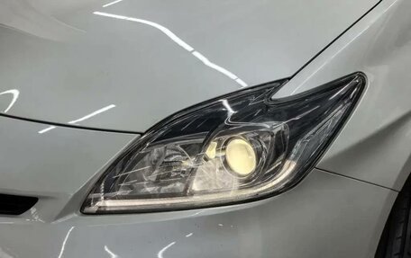 Toyota Prius, 2015 год, 1 290 000 рублей, 16 фотография