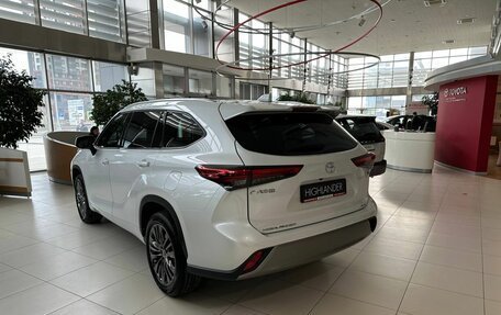 Toyota Highlander, 2026 год, 6 390 000 рублей, 4 фотография