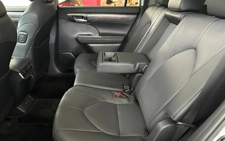 Toyota Highlander, 2026 год, 6 390 000 рублей, 18 фотография