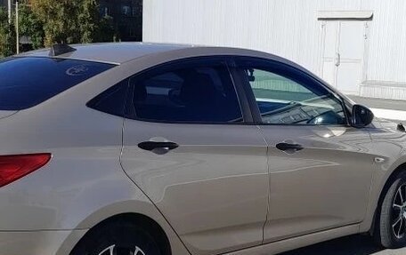 Hyundai Solaris II рестайлинг, 2014 год, 750 000 рублей, 1 фотография