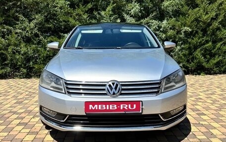 Volkswagen Passat B7, 2011 год, 945 000 рублей, 1 фотография