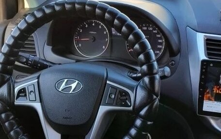 Hyundai Solaris II рестайлинг, 2014 год, 750 000 рублей, 9 фотография