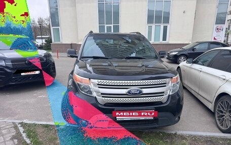 Ford Explorer VI, 2013 год, 1 300 000 рублей, 4 фотография