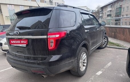 Ford Explorer VI, 2013 год, 1 300 000 рублей, 3 фотография