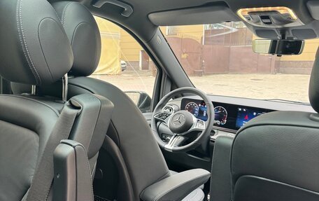 Mercedes-Benz V-Класс, 2024 год, 13 800 000 рублей, 10 фотография