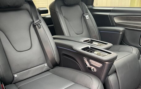 Mercedes-Benz V-Класс, 2024 год, 13 800 000 рублей, 8 фотография