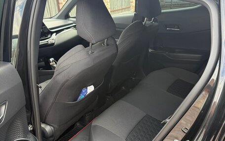 Toyota C-HR I рестайлинг, 2020 год, 2 000 000 рублей, 6 фотография