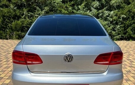 Volkswagen Passat B7, 2011 год, 945 000 рублей, 9 фотография