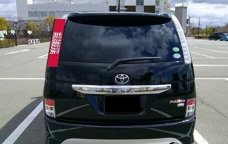 Toyota ISis I, 2017 год, 978 963 рублей, 6 фотография