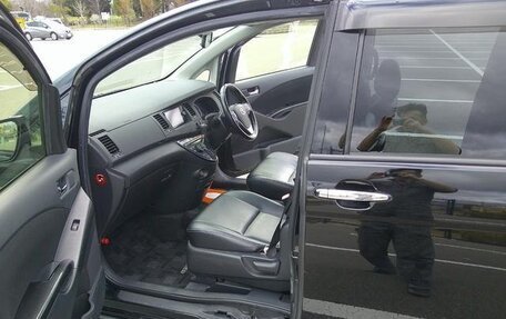 Toyota ISis I, 2017 год, 978 963 рублей, 25 фотография