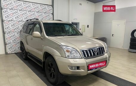 Toyota Land Cruiser Prado 120 рестайлинг, 2004 год, 1 296 000 рублей, 3 фотография