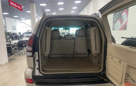 Toyota Land Cruiser Prado 120 рестайлинг, 2004 год, 1 296 000 рублей, 8 фотография