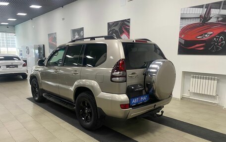 Toyota Land Cruiser Prado 120 рестайлинг, 2004 год, 1 296 000 рублей, 10 фотография