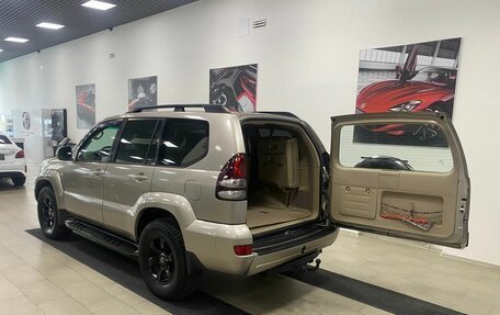 Toyota Land Cruiser Prado 120 рестайлинг, 2004 год, 1 296 000 рублей, 9 фотография