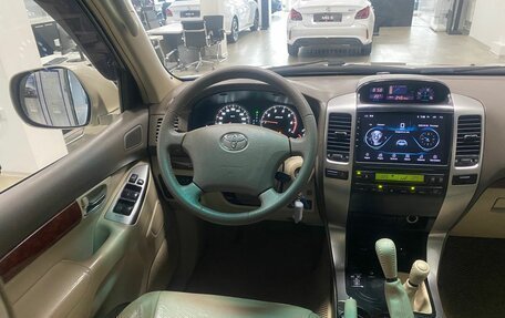 Toyota Land Cruiser Prado 120 рестайлинг, 2004 год, 1 296 000 рублей, 27 фотография