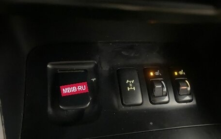 Toyota Land Cruiser Prado 120 рестайлинг, 2004 год, 1 296 000 рублей, 33 фотография