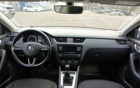 Skoda Octavia, 2017 год, 1 500 000 рублей, 17 фотография