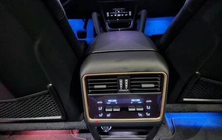 Porsche Cayenne III, 2025 год, 14 855 000 рублей, 15 фотография