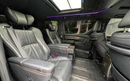 Toyota Alphard III, 2019 год, 4 399 000 рублей, 12 фотография