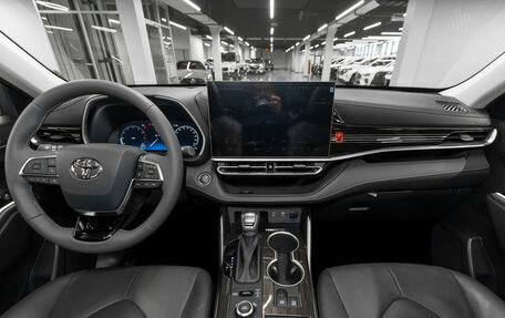Toyota Highlander, 2025 год, 5 400 000 рублей, 8 фотография