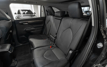 Toyota Highlander, 2025 год, 5 400 000 рублей, 14 фотография