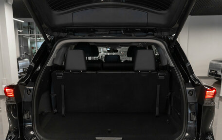 Toyota Highlander, 2025 год, 5 400 000 рублей, 24 фотография