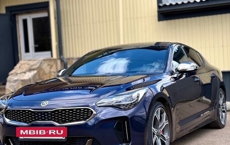 KIA Stinger I, 2020 год, 2 800 000 рублей, 2 фотография