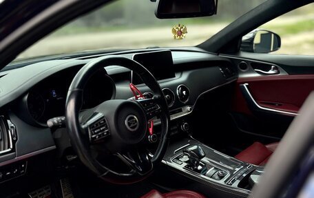 KIA Stinger I, 2020 год, 2 800 000 рублей, 10 фотография