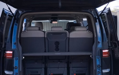 Volkswagen Multivan, 2022 год, 4 346 112 рублей, 8 фотография