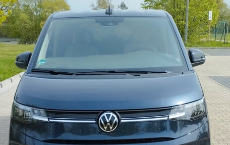 Volkswagen Multivan, 2022 год, 4 346 112 рублей, 3 фотография