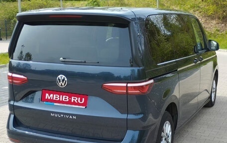 Volkswagen Multivan, 2022 год, 4 346 112 рублей, 6 фотография