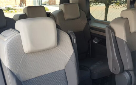 Volkswagen Multivan, 2022 год, 4 346 112 рублей, 10 фотография