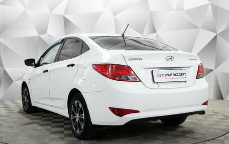 Hyundai Solaris II рестайлинг, 2014 год, 910 000 рублей, 3 фотография