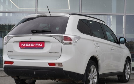 Mitsubishi Outlander III рестайлинг 3, 2013 год, 1 295 000 рублей, 5 фотография