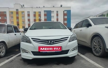 Hyundai Solaris II рестайлинг, 2016 год, 600 000 рублей, 3 фотография
