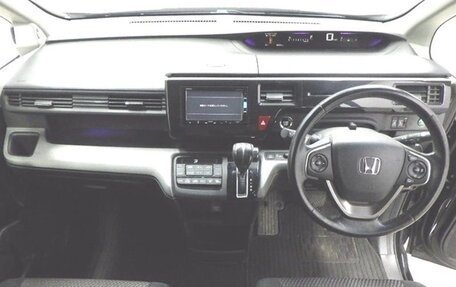 Honda Stepwgn IV, 2016 год, 1 215 000 рублей, 5 фотография