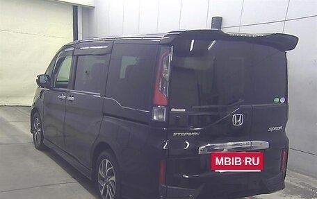 Honda Stepwgn IV, 2016 год, 1 215 000 рублей, 3 фотография