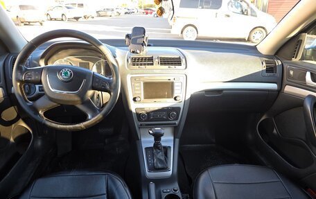 Skoda Octavia, 2010 год, 770 000 рублей, 2 фотография