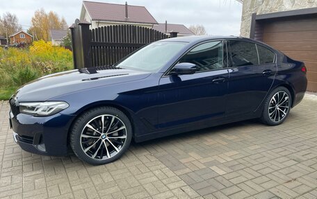 BMW 5 серия, 2022 год, 4 750 000 рублей, 2 фотография