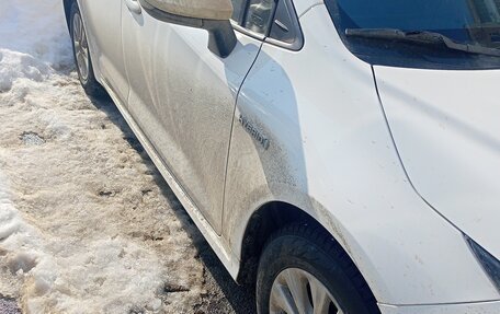 Toyota Corolla, 2019 год, 2 250 000 рублей, 2 фотография