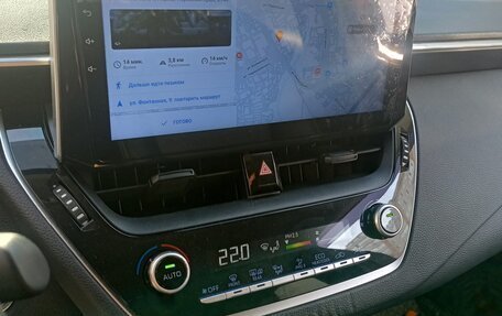 Toyota Corolla, 2019 год, 2 250 000 рублей, 10 фотография